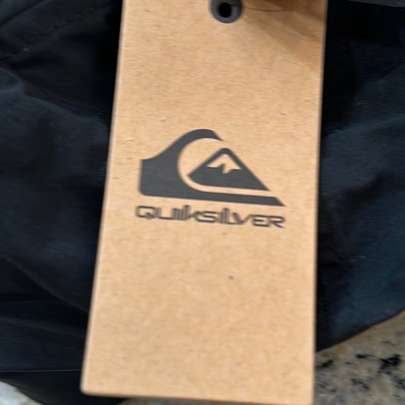 Quiksilver Black Cap - Picture 5 of 5